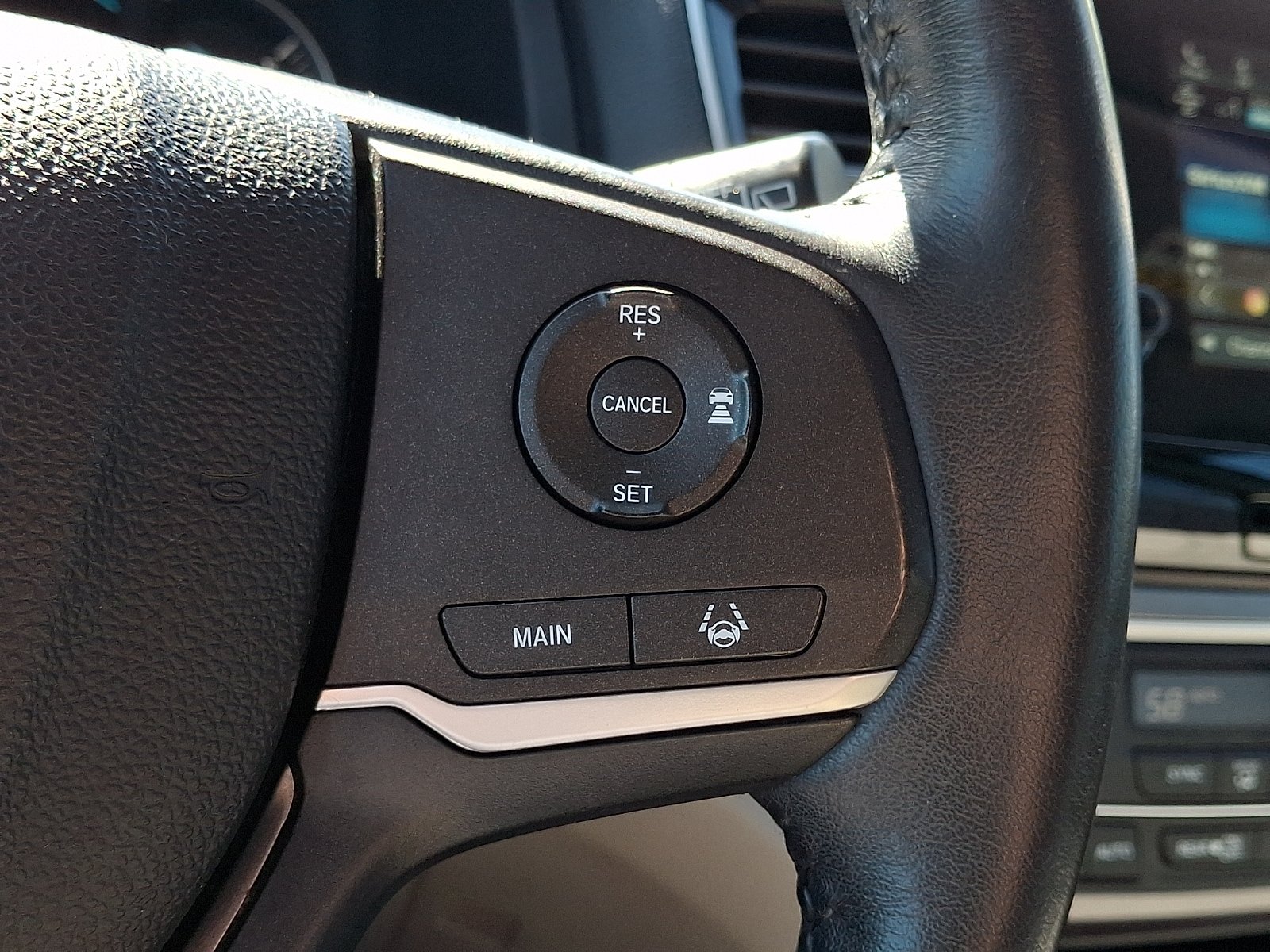 Used 2019 Honda Pilot EX-L image 24