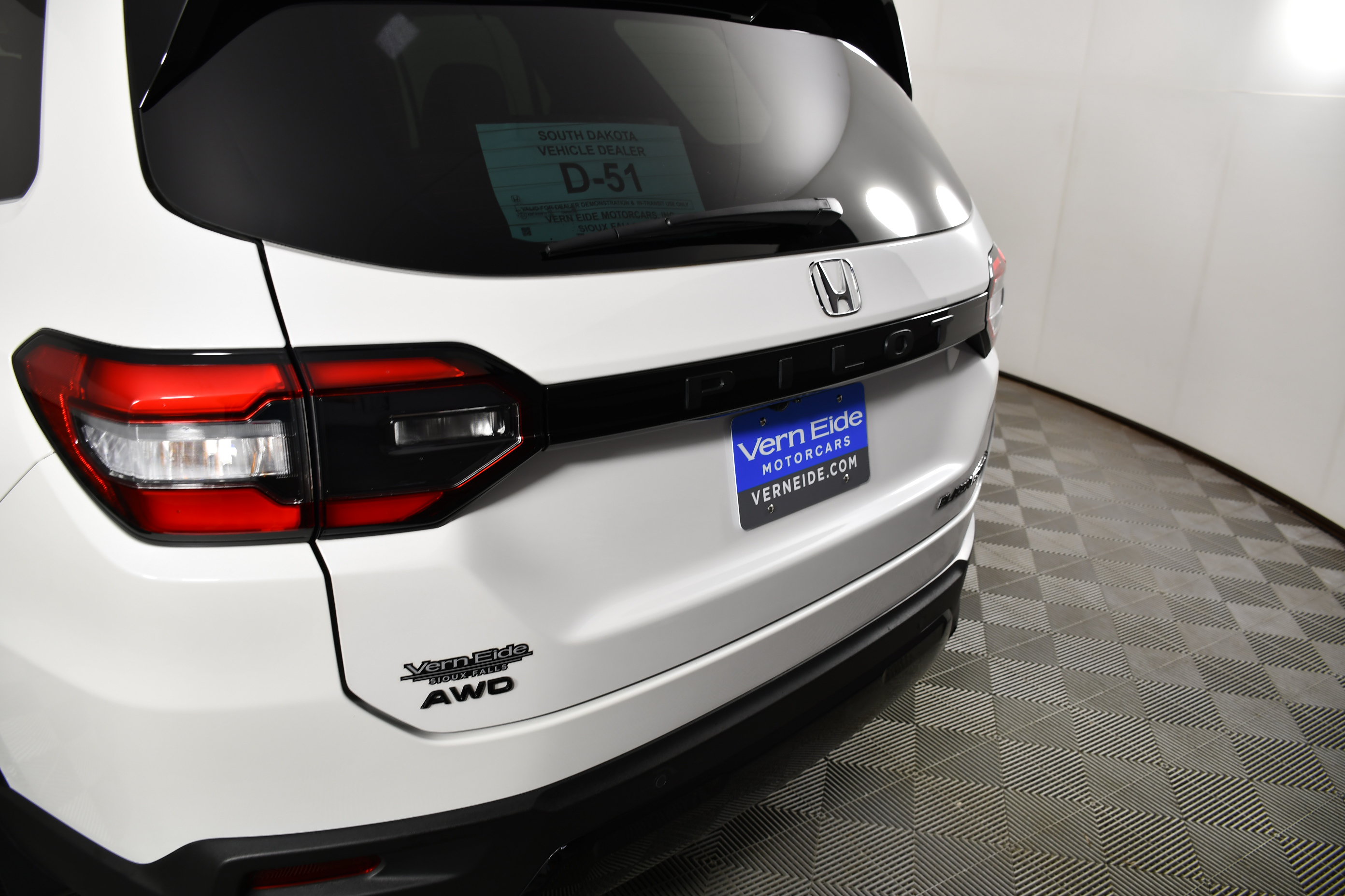 Certified 2026 Honda Pilot Black Edition image 15