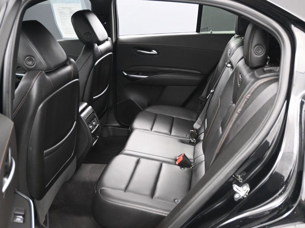 Used 2023 Cadillac XT4 Sport image 33