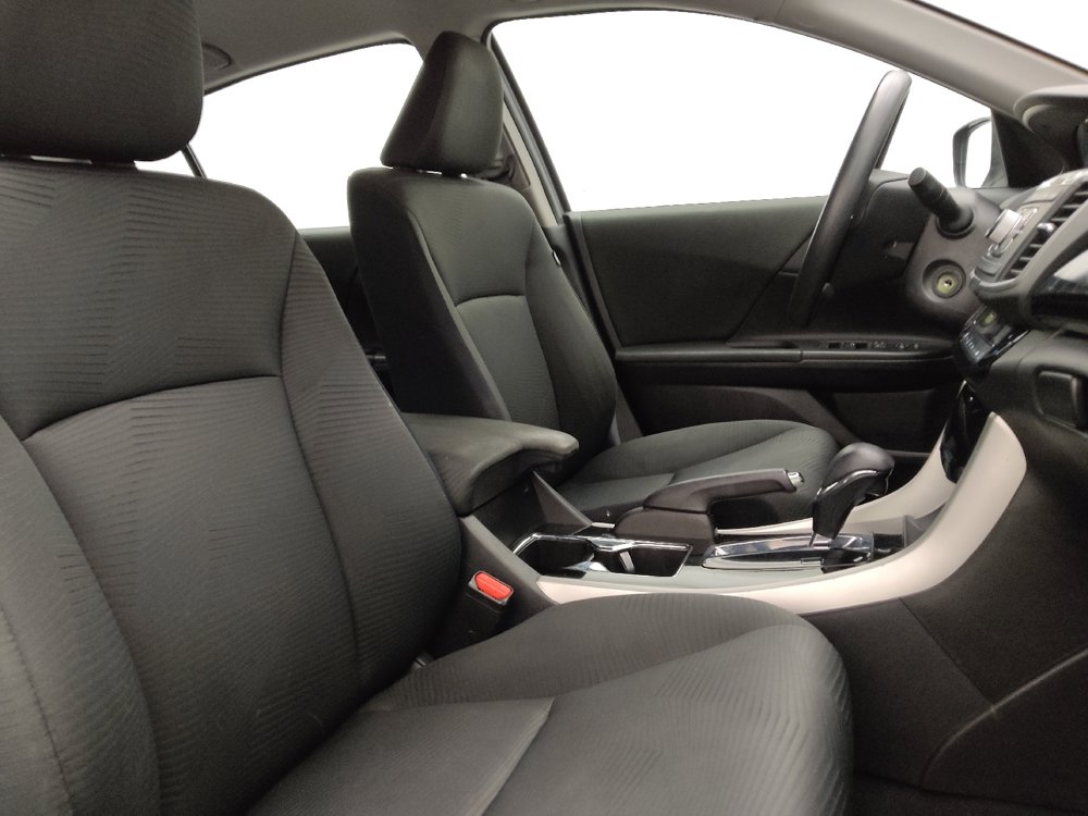 Used 2016 Honda Accord LX image 21