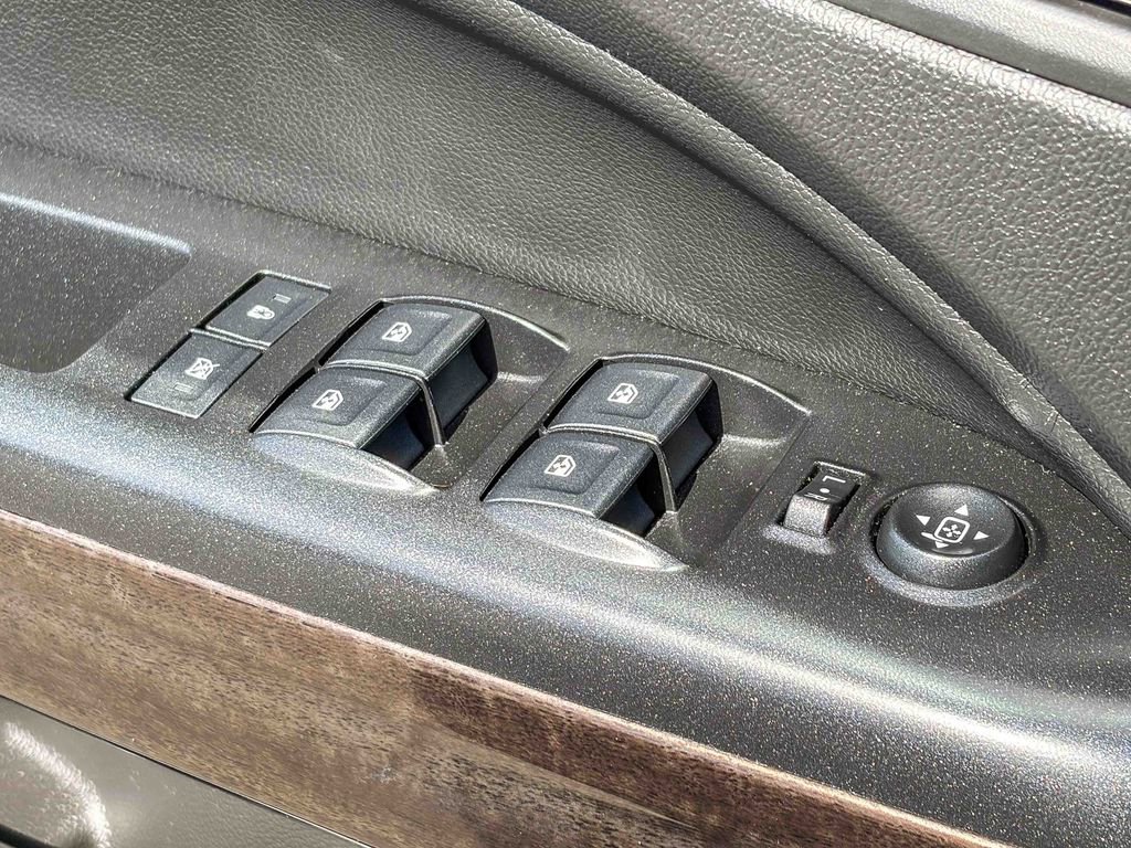 Used 2020 GMC Canyon SLE w/ Driver Alert Package image 46