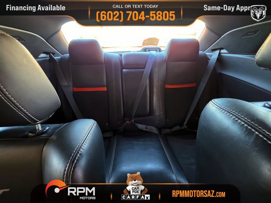 Used 2009 Dodge Challenger SRT8 w/ SRT Option Group II RWD image 18