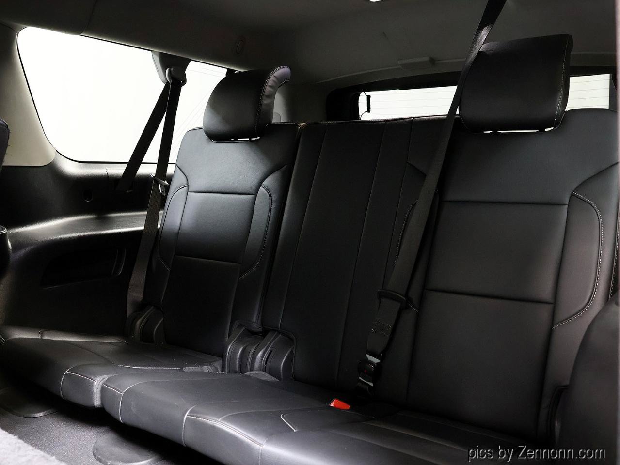 Used 2020 Chevrolet Suburban LT AWD/4WD image 12