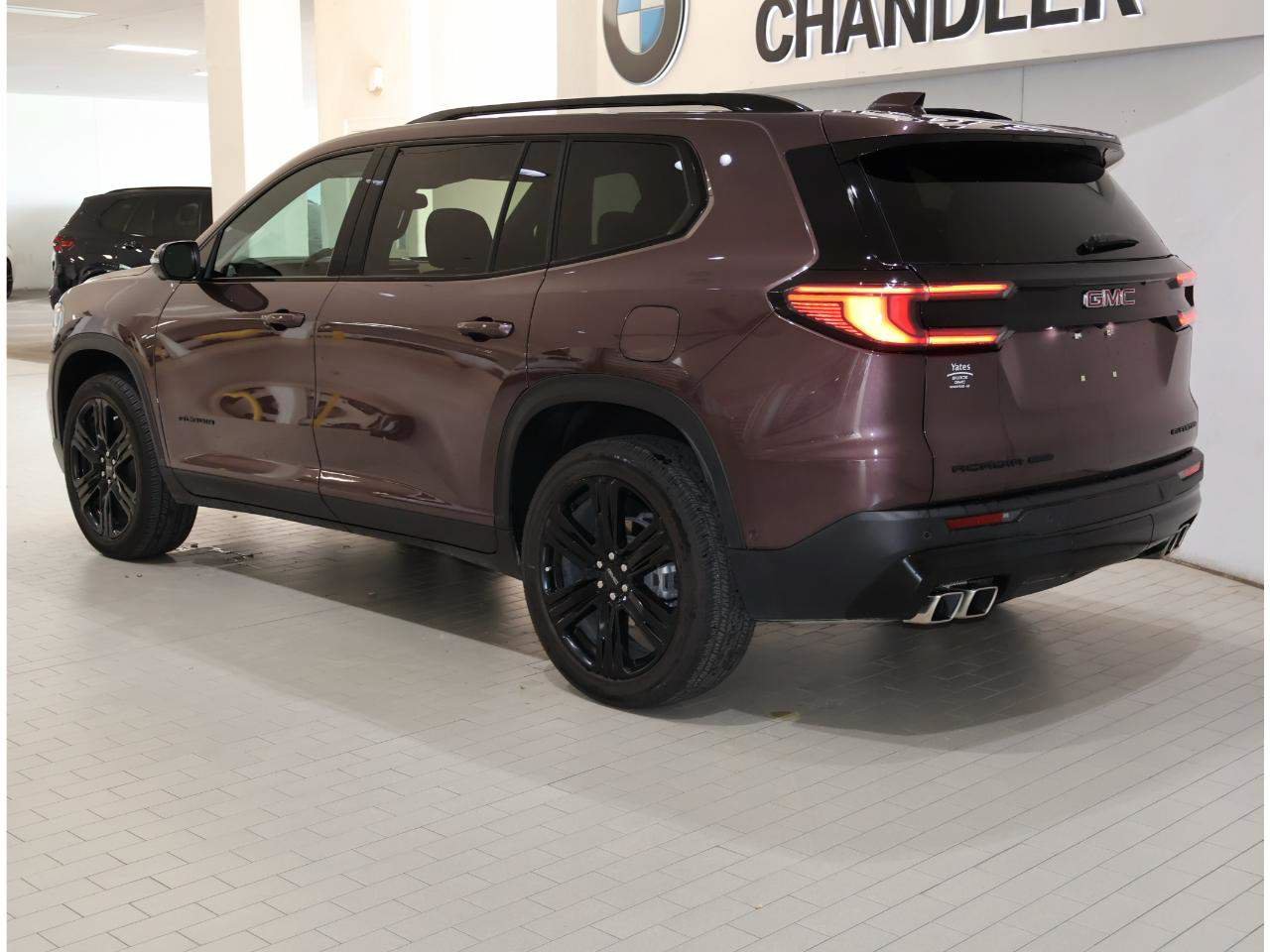 Used 2025 GMC Acadia Elevation w/ Super Cruise Package AWD/4WD image 5