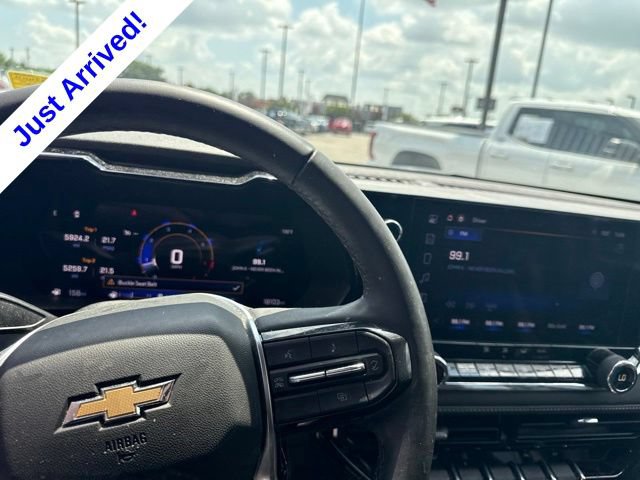 Used 2024 Chevrolet Colorado LT w/ LT Convenience Package RWD image 10