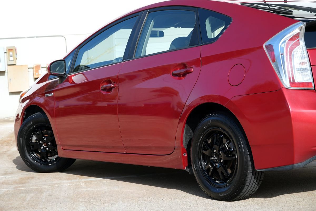 Used 2013 Toyota Prius Three FWD image 32