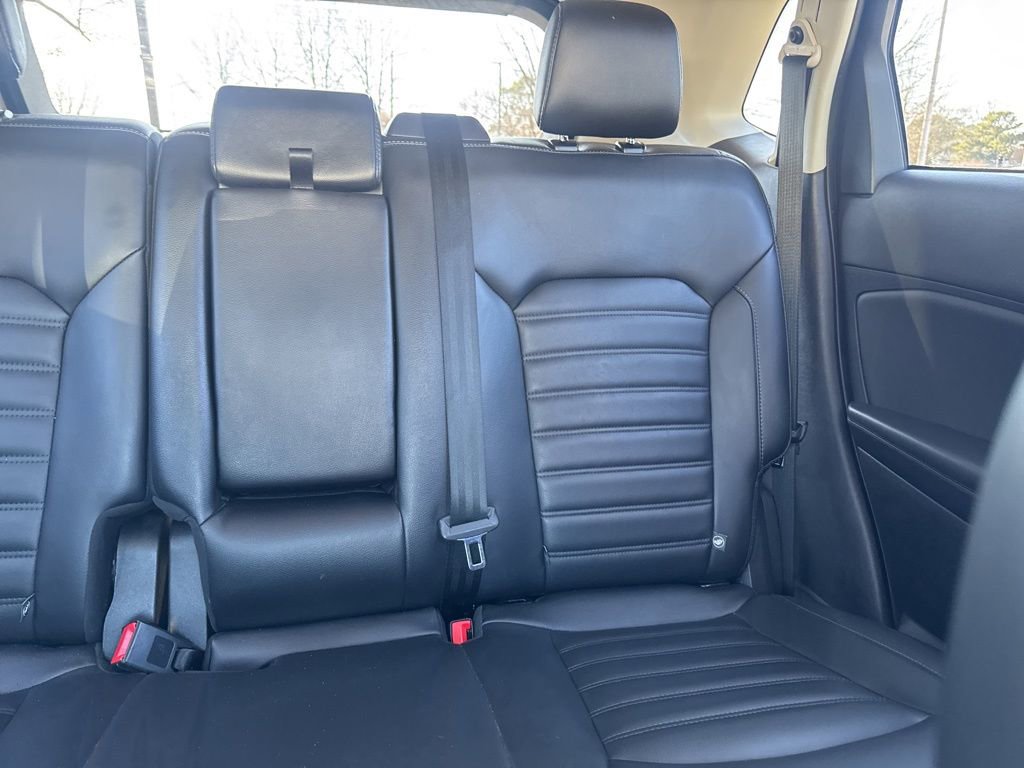 Used 2024 Ford Edge SEL image 15