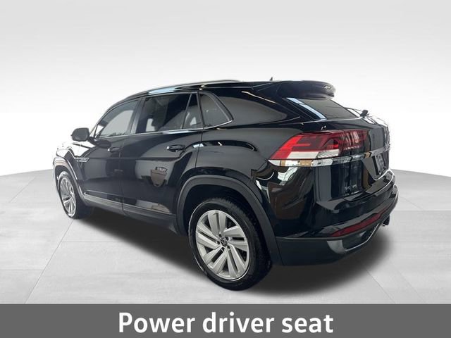 Certified 2022 Volkswagen Atlas Cross Sport SE image 9