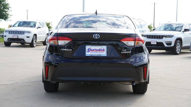 Used 2023 Toyota Corolla LE image 8