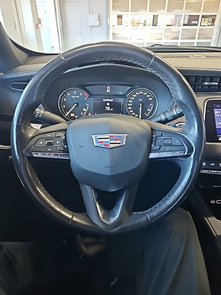Used 2023 Cadillac XT4 Luxury image 34