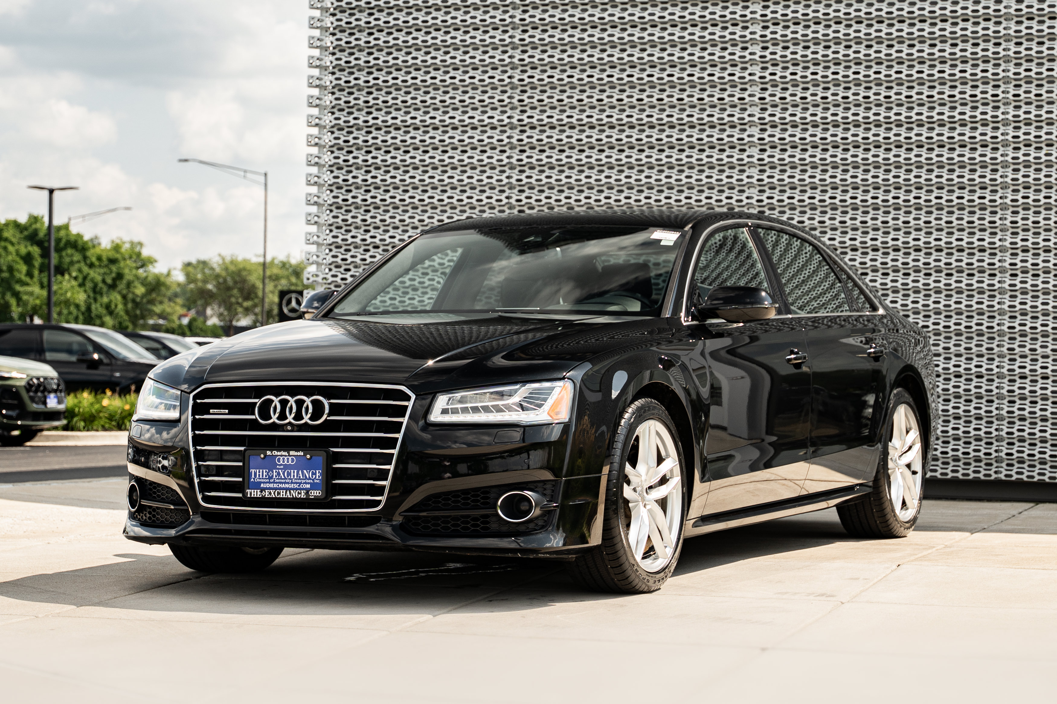 Used 2017 Audi A8 L 4.0T w/ Driver Assistance Package AWD/4WD image 7