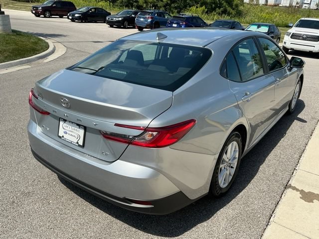 Used 2025 Toyota Camry LE FWD image 7