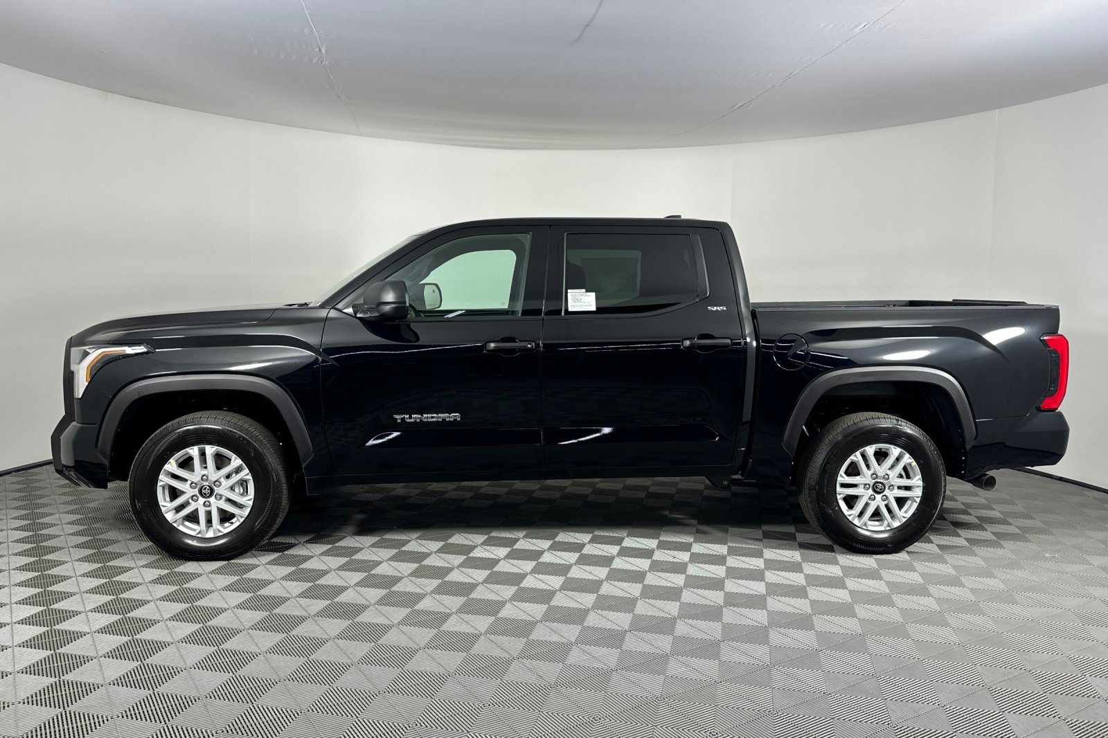 New 2026 Toyota Tundra SR5 image 7