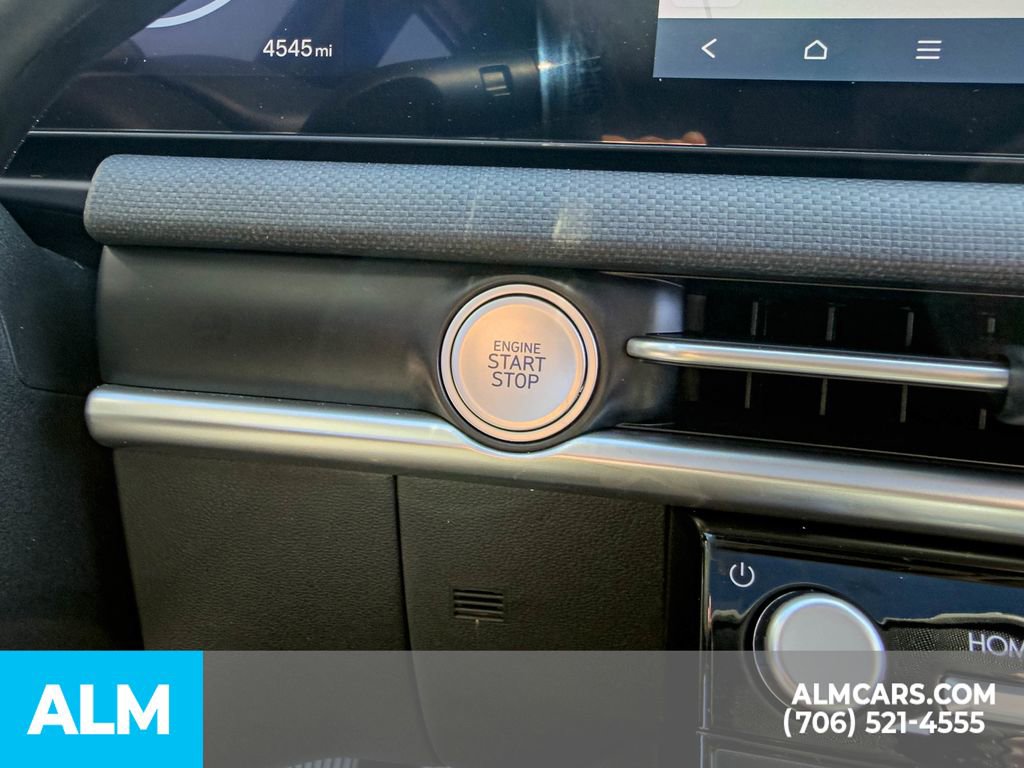 Certified 2025 Hyundai Tucson SEL image 21