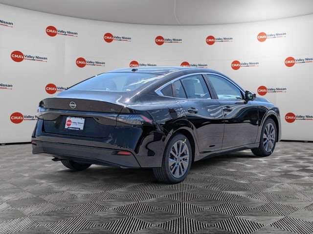New 2026 Nissan Sentra SL w/ Floor Mat Package FWD image 5