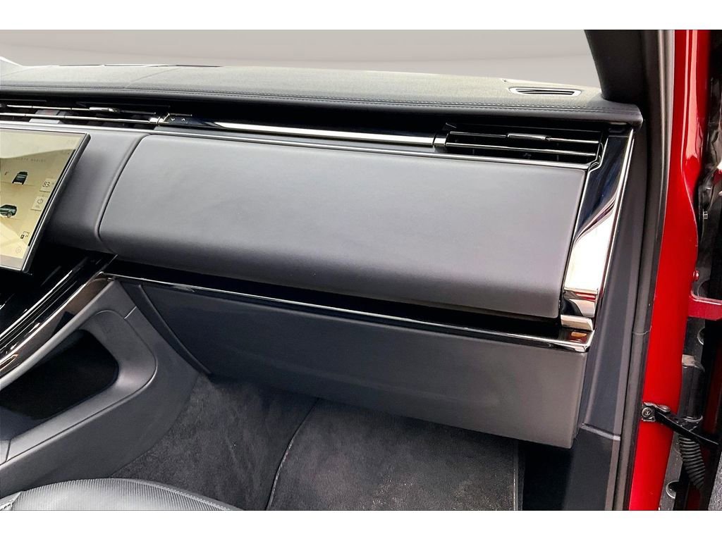 Used 2024 Land Rover Range Rover Sport Dynamic SE image 17