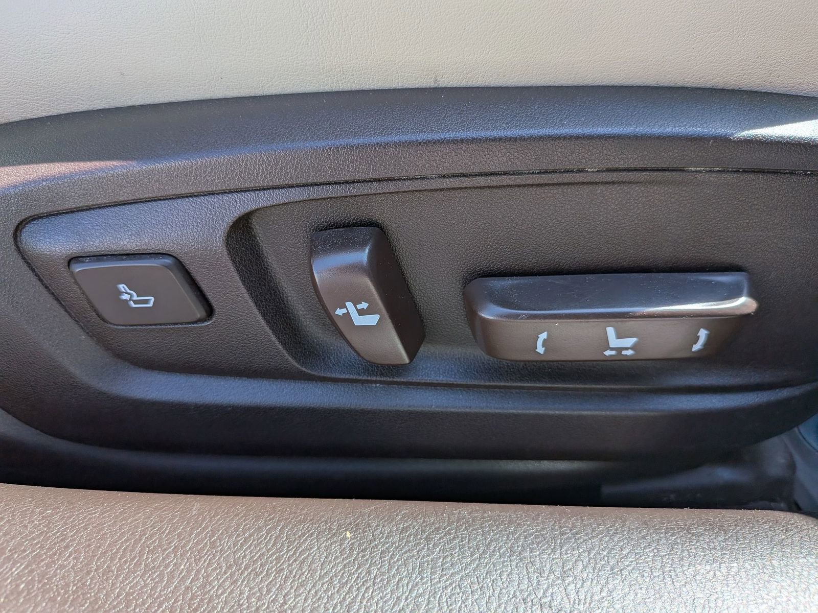 Used 2018 Lexus ES 350 w/ Premier Package image 38