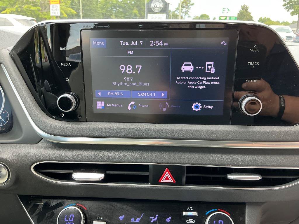 Used 2022 Hyundai Sonata SEL w/ Convenience Package FWD image 16