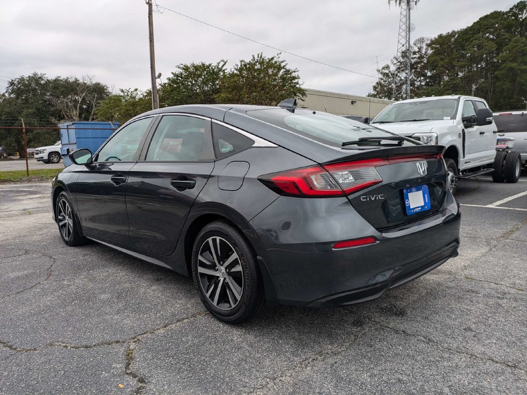 Used 2024 Honda Civic LX image 6