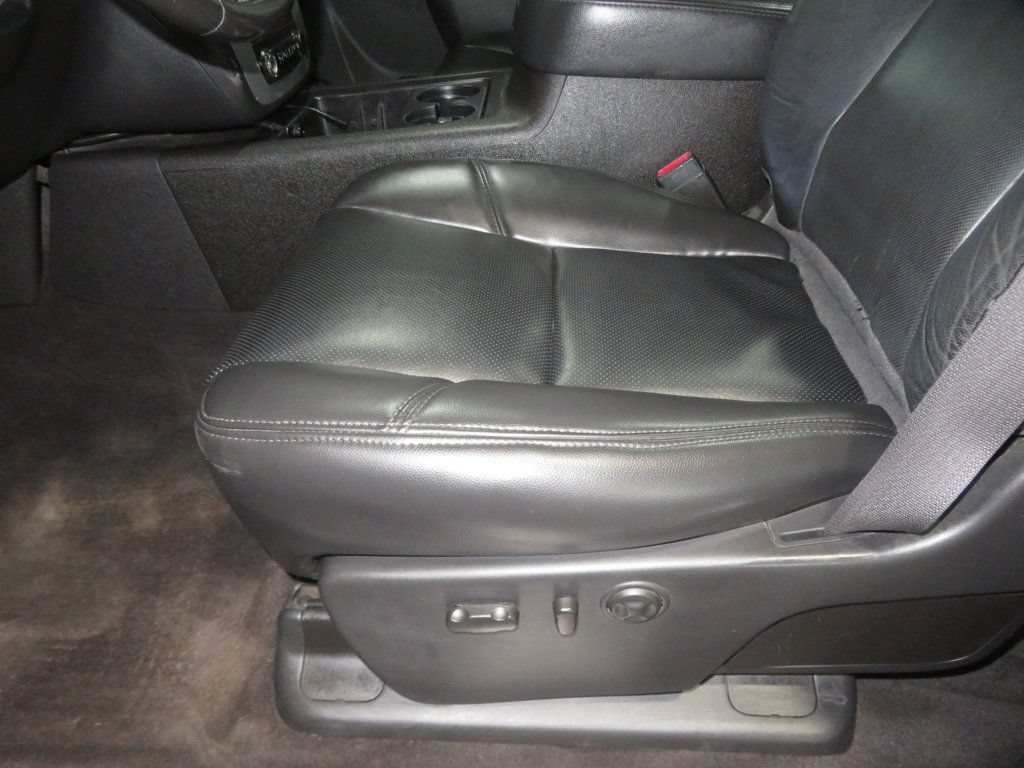 Used 2014 Chevrolet Silverado 2500 LTZ w/ LTZ Plus Package AWD/4WD image 22