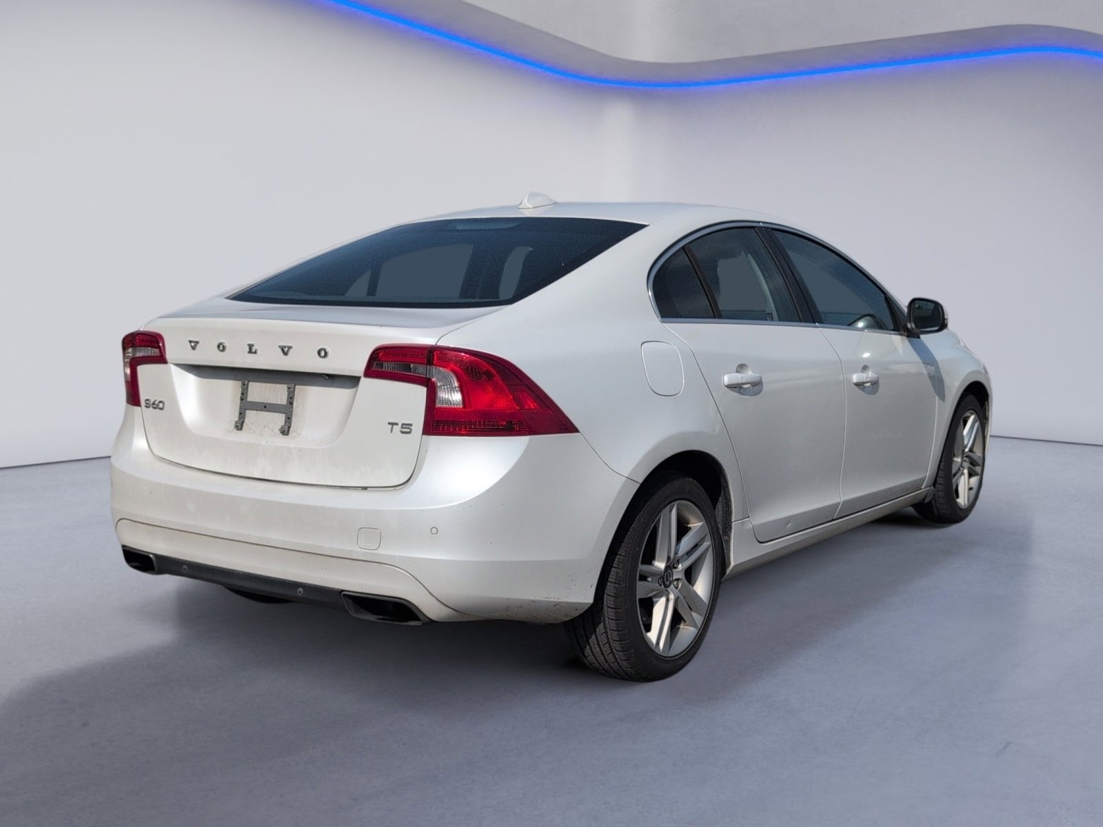 Used 2015 Volvo S60 T5 Premier Plus image 3