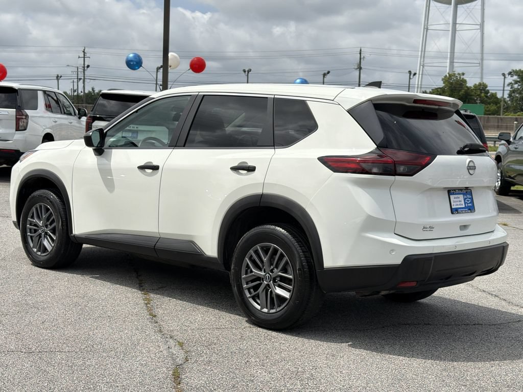 Used 2024 Nissan Rogue S AWD/4WD image 21