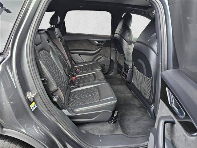 Used 2020 Audi SQ7 Prestige image 11
