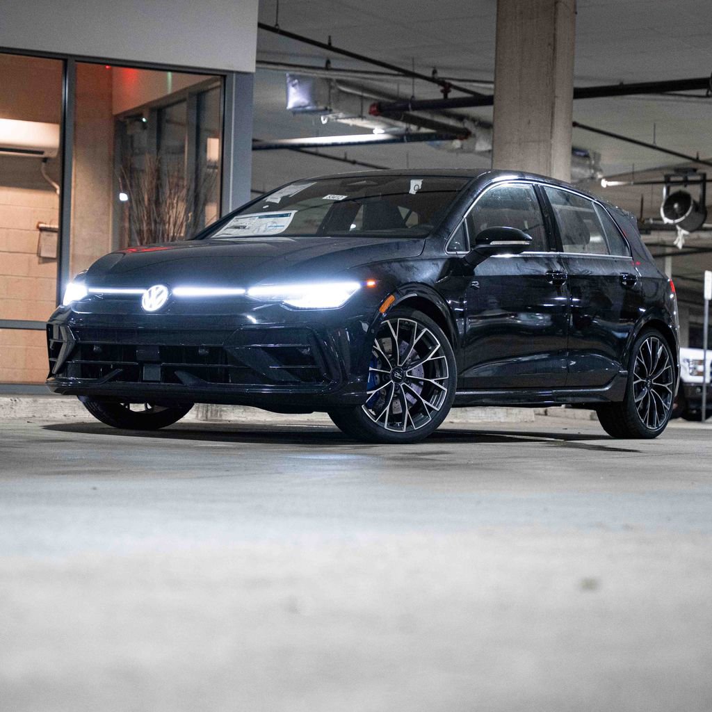 New 2026 Volkswagen Golf image 1