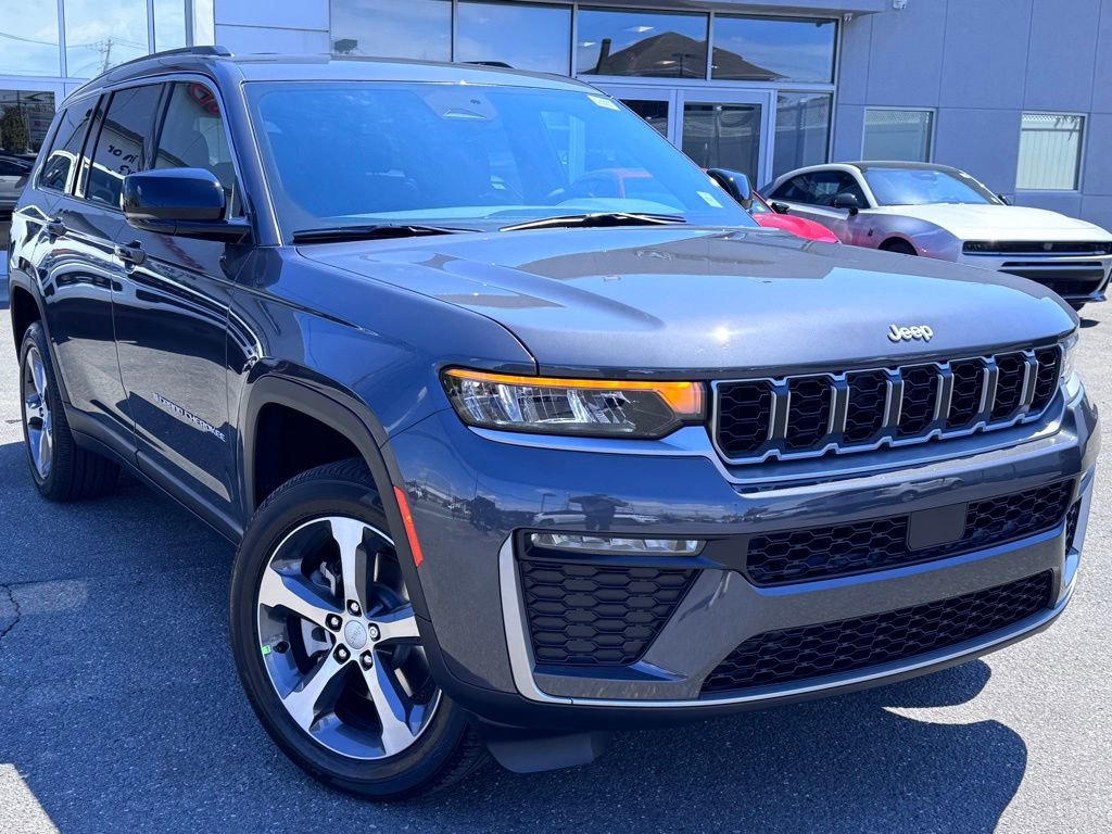 New 2026 Jeep Grand Cherokee L Limited AWD/4WD image 1