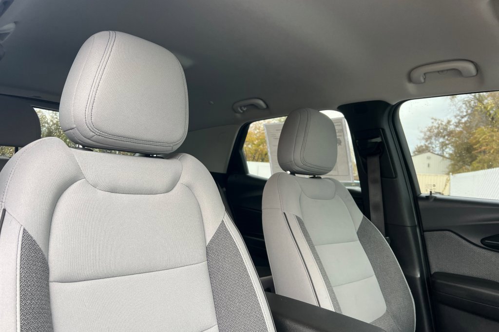 Used 2021 Chevrolet TrailBlazer LT w/ Convenience Package image 14