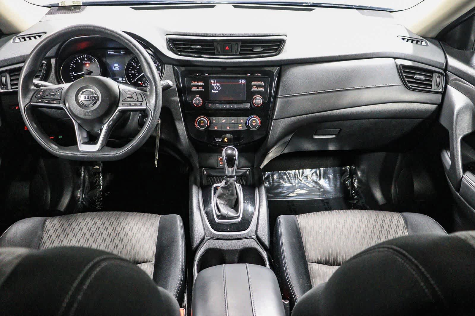 Used 2017 Nissan Rogue S FWD image 12
