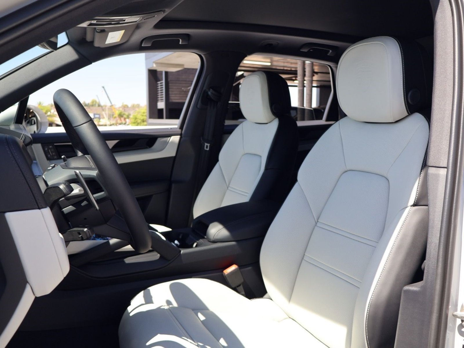 New 2026 Porsche Cayenne S AWD/4WD image 5