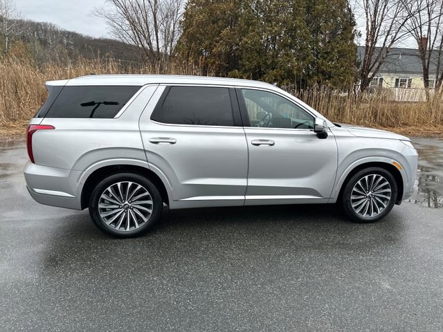Used 2024 Hyundai Palisade Calligraphy image 6