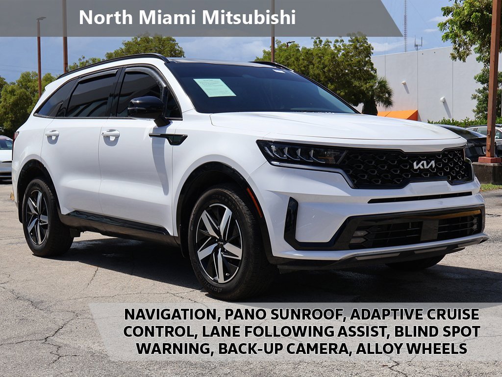 Used 2022 Kia Sorento EX w/ Panoramic Sunroof Package