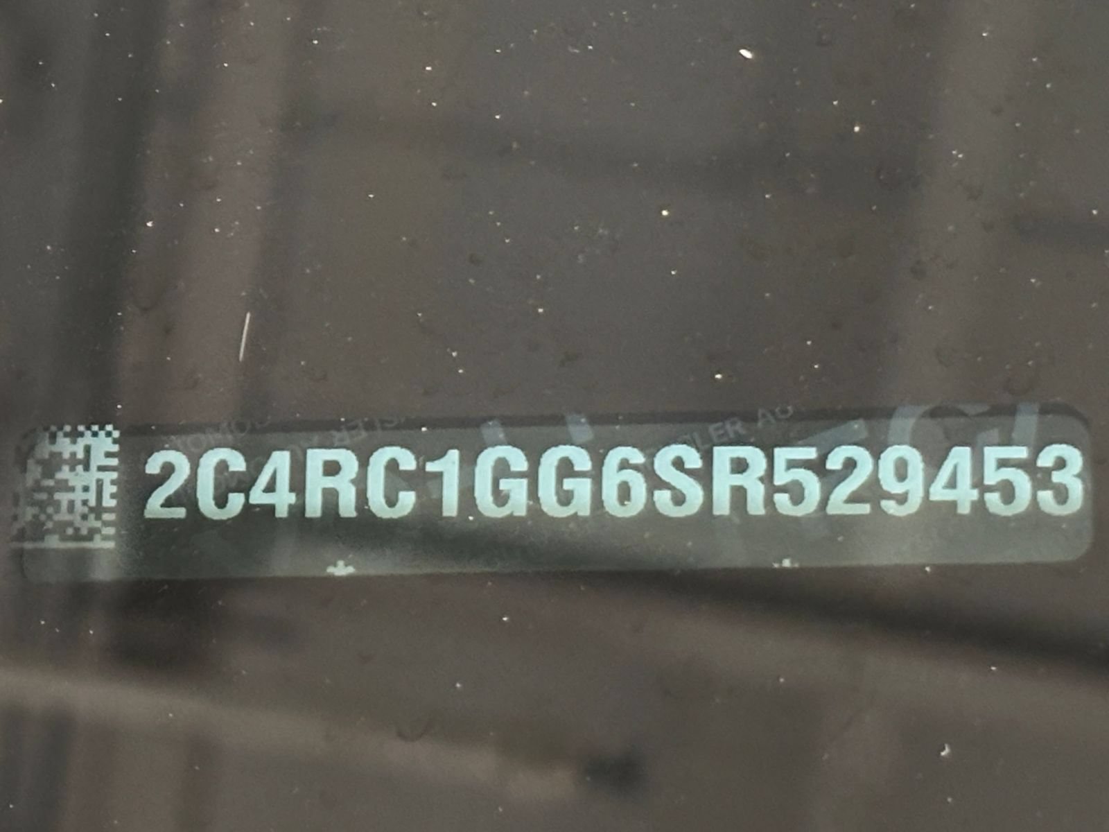 Used 2025 Chrysler Pacifica Limited FWD image 33