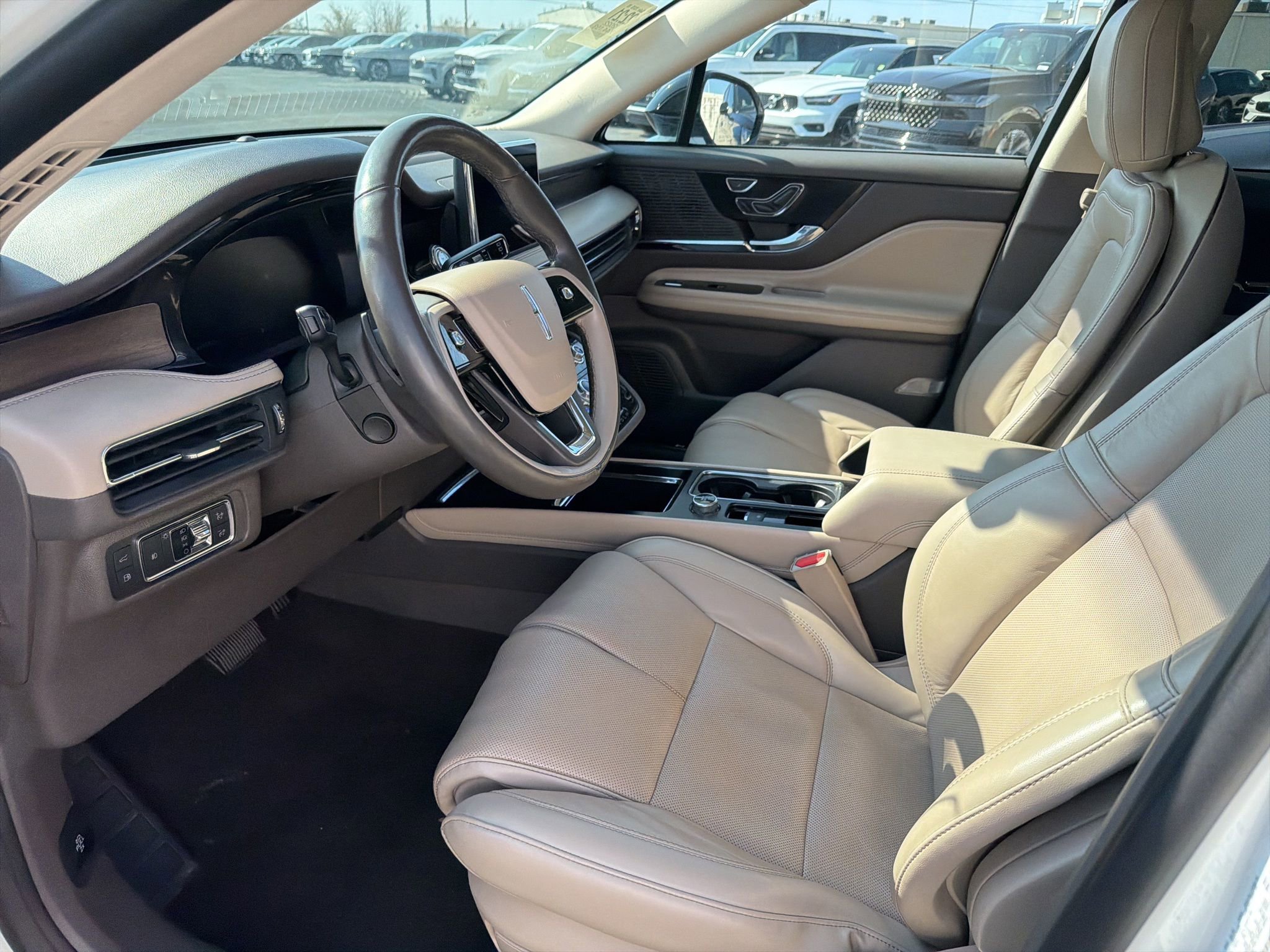 Certified 2022 Lincoln Corsair Grand Touring w/ Elements Technology Bundle image 11