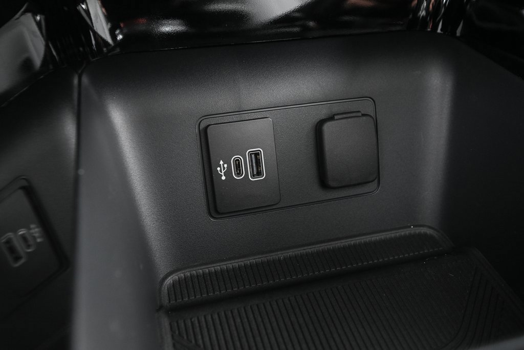 New 2026 Ford Explorer Platinum w/ LUX Leather Package image 33