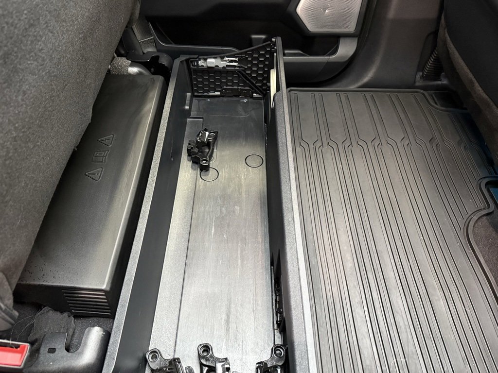 Used 2023 Ford F150 Raptor w/ Raptor Carbon Fiber Package image 12