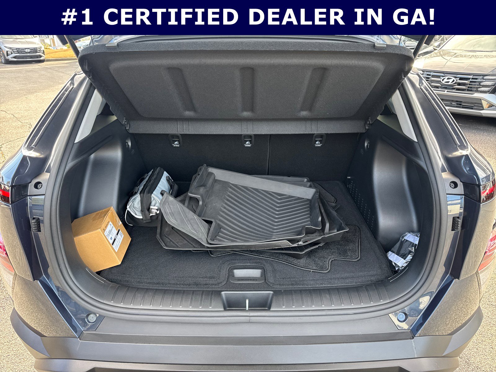 Certified 2025 Hyundai Kona SEL image 18