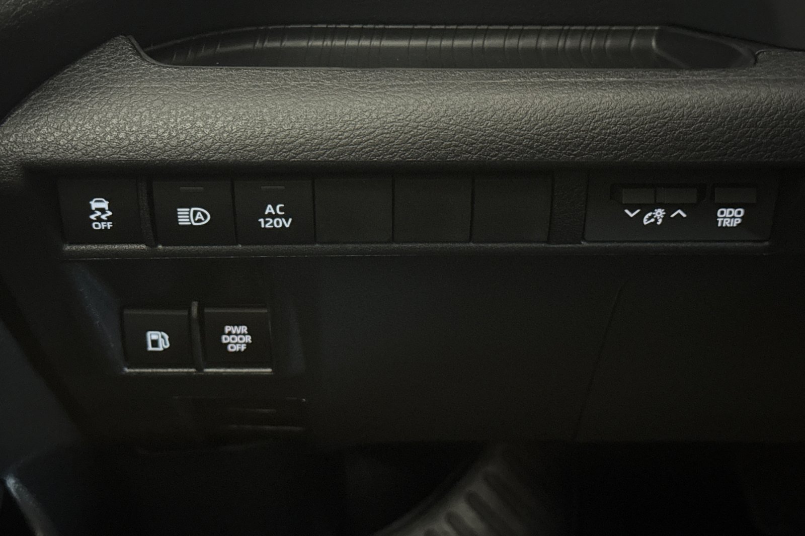 New 2026 Toyota Sienna XLE Woodland Edition AWD/4WD image 32