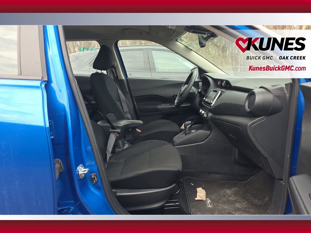 Used 2024 Nissan Kicks S w/ Interior Electronics Package image 14