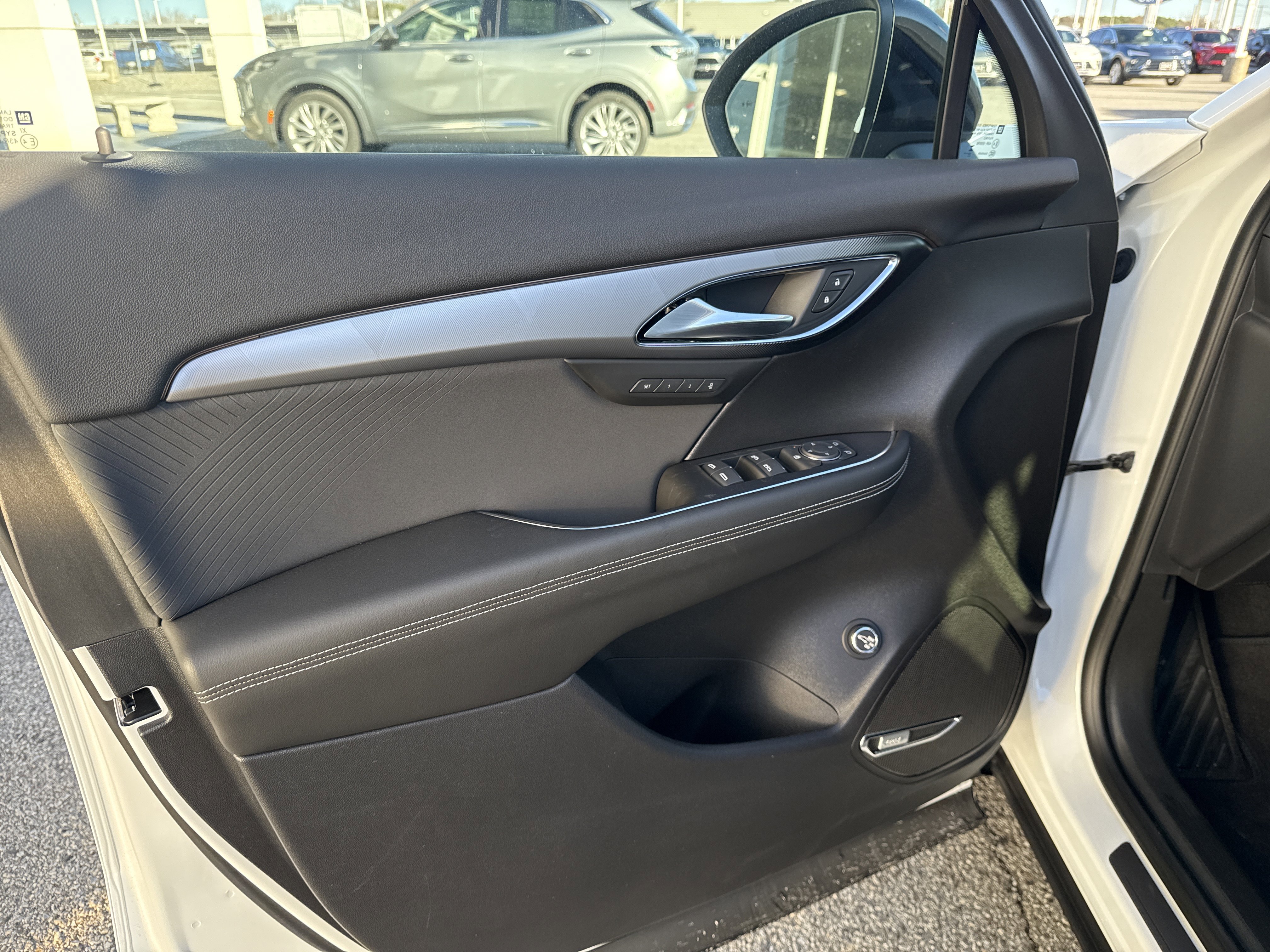 New 2026 Buick Envision Sport Touring image 9