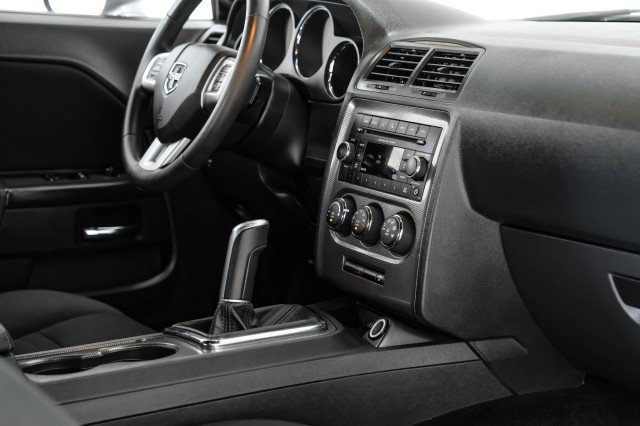 Used 2013 Dodge Challenger R/T RWD image 21