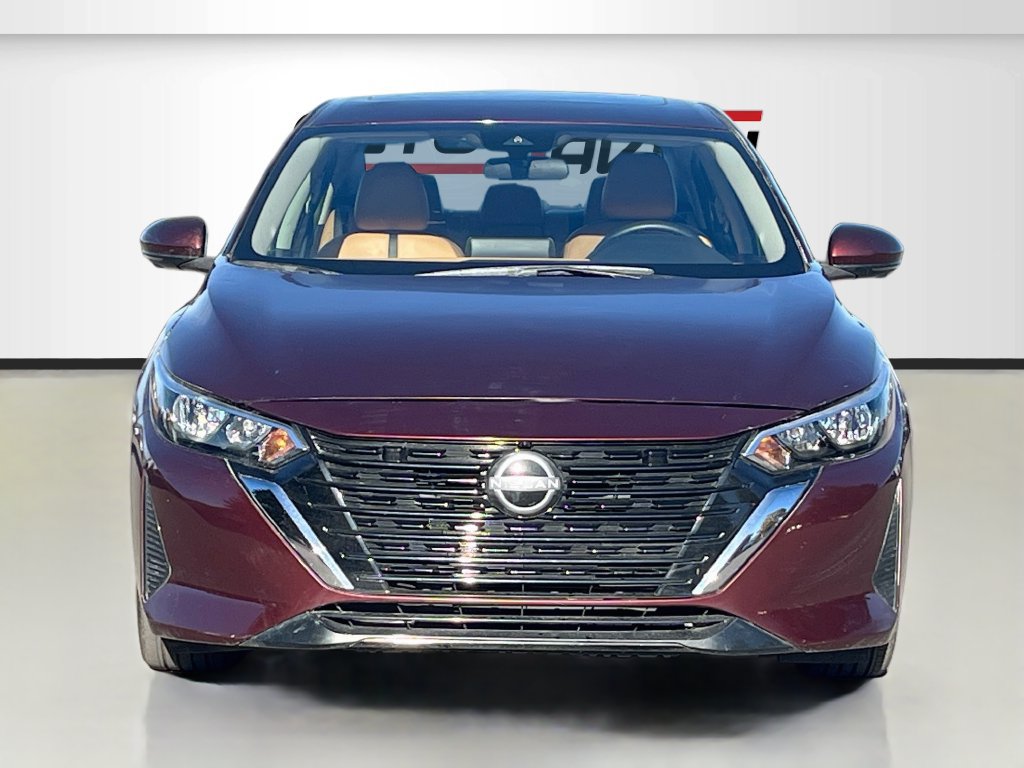 Used 2025 Nissan Sentra SV w/ SV Premium Package FWD image 2