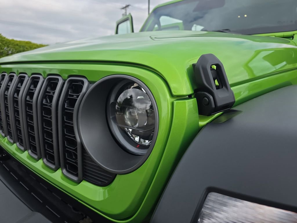 New 2026 Jeep Wrangler Unlimited Sport AWD/4WD image 29