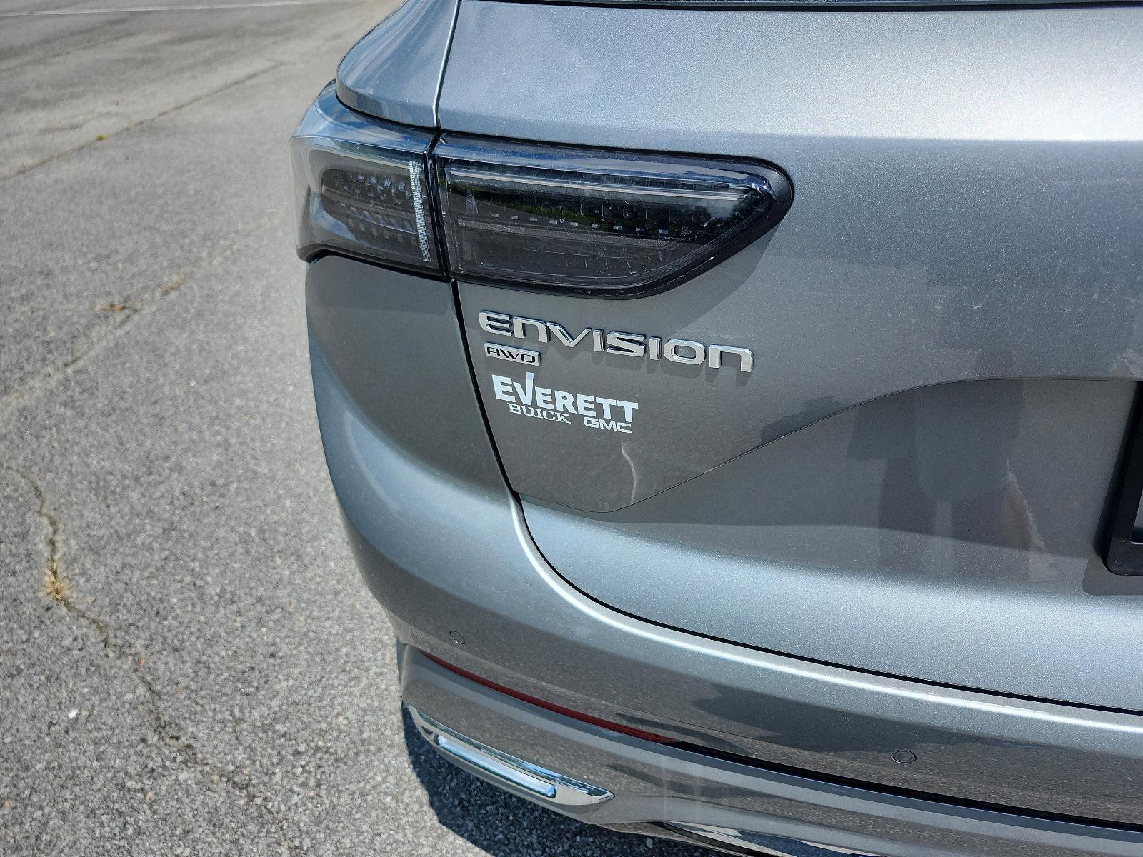 New 2025 Buick Envision Avenir image 4
