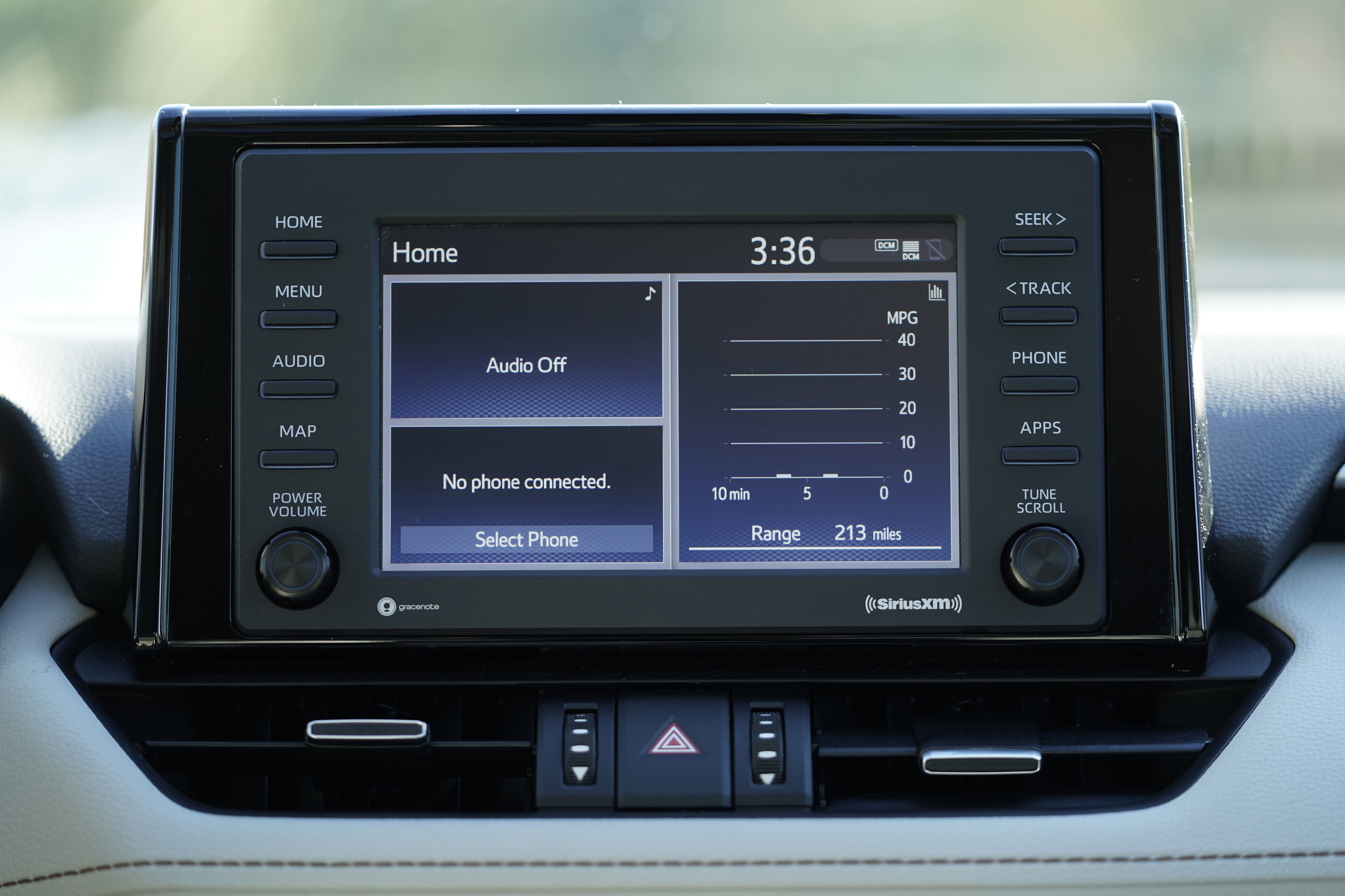 Used 2022 Toyota RAV4 XLE Premium image 27