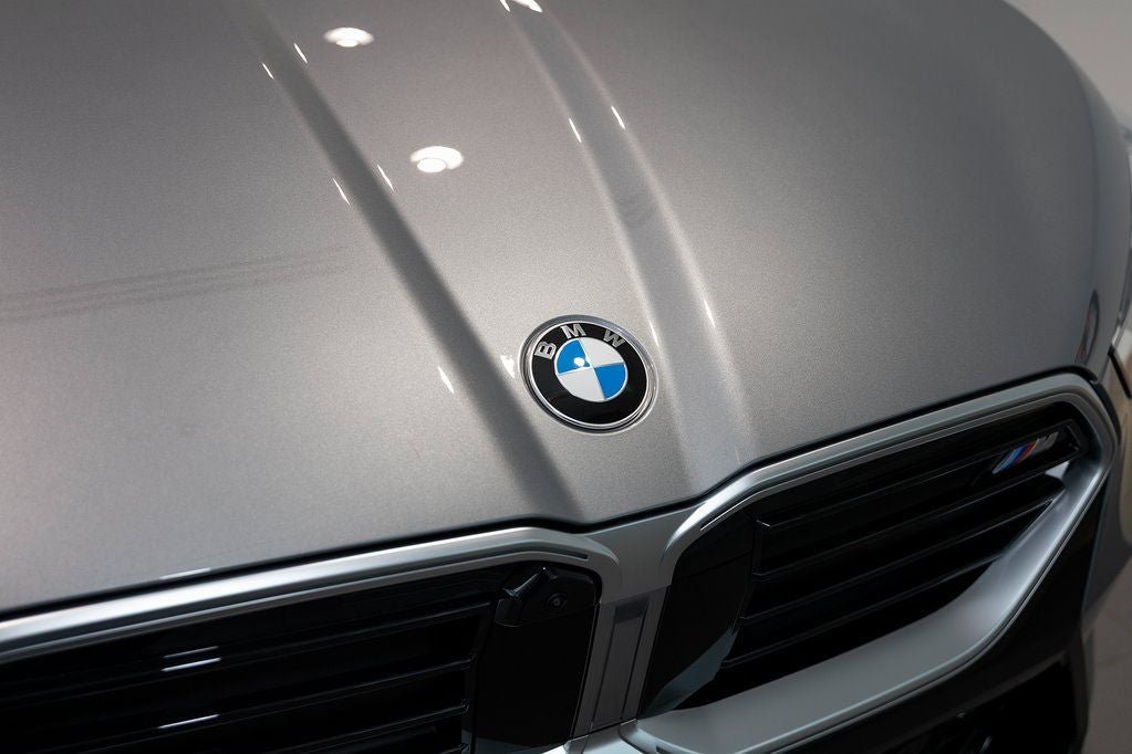 Used 2025 BMW X2 M35i w/ Premium Package image 7
