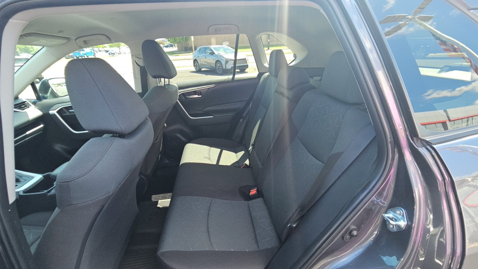 Certified 2025 Toyota RAV4 XLE AWD/4WD image 26