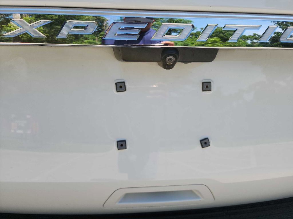 Used 2020 Ford Expedition XLT w/ FX4 Off-Road Package AWD/4WD image 8